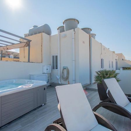Kernice Penthouse With Sea And Country Views Of Xghajra Exteriör bild